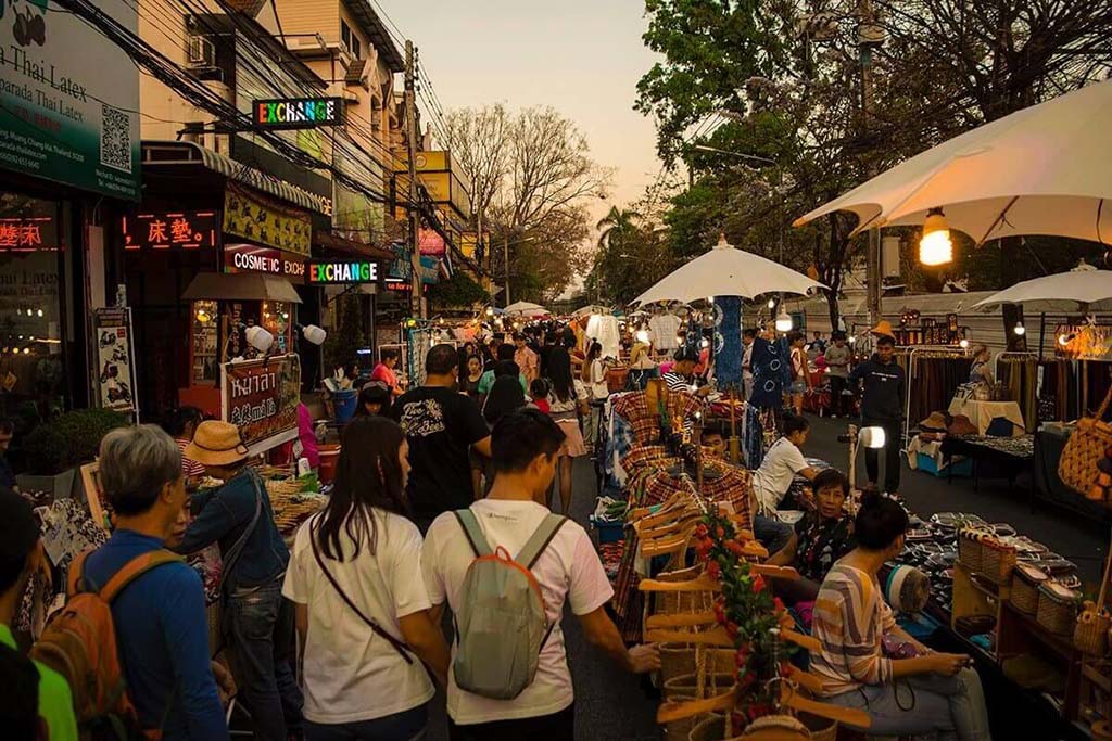 Điểm Danh 4 Chợ Đêm Chiang Mai Nổi Tiếng Và Đáng Đi Nhất