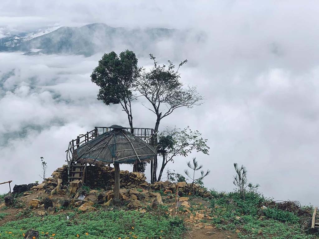 Du Lịch Hang Kia Pà Cò: Điểm Săn Mây Độc Đáo Ở Mai Châu