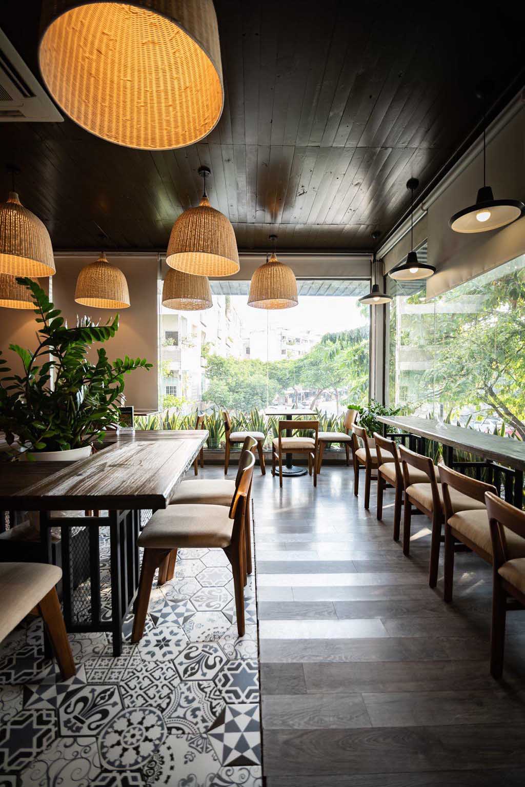 Gợi Ý 10+ Quán Cafe Đẹp Ở Sài Gòn “Không Ghé Không Được”