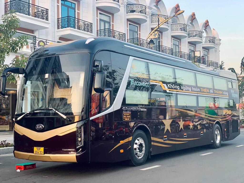 Tìm Hiểu Xe Khách Đi Lào Cai: Nhà Xe, Giá Vé & Thời Gian